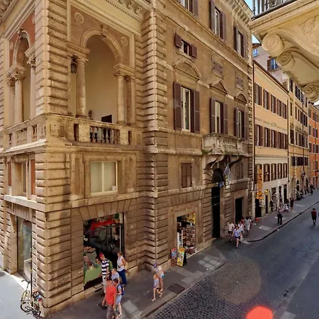 Raffaello Charmsuite Apartment *