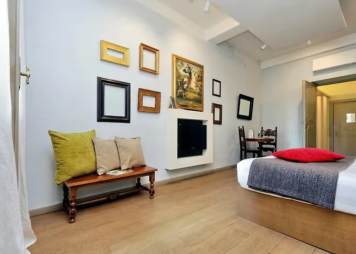 Raffaello Charmsuite Apartment