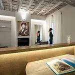 Raffaello Charmsuite Apartament Rzym