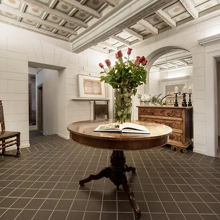 Lägenhet Raffaello Charmsuite *