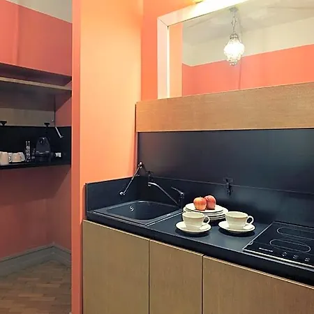 Διαμέρισμα Raffaello Charmsuite *