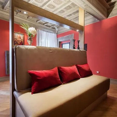 Raffaello Charmsuite