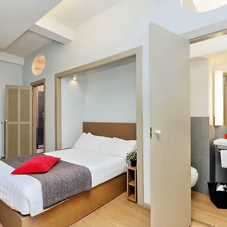 Raffaello Charmsuite Roma