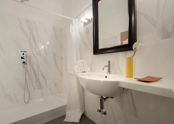 Raffaello Charmsuite