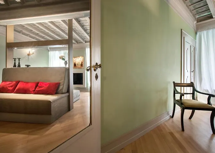 Raffaello Charmsuite *