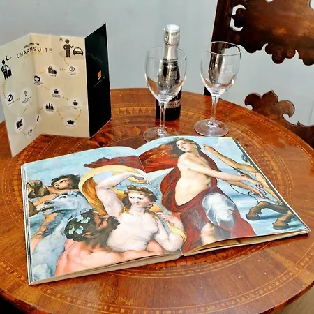 Raffaello Charmsuite *