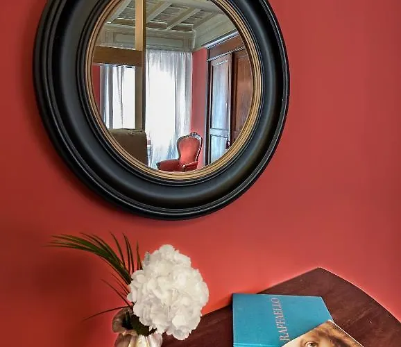 Raffaello Charmsuite *